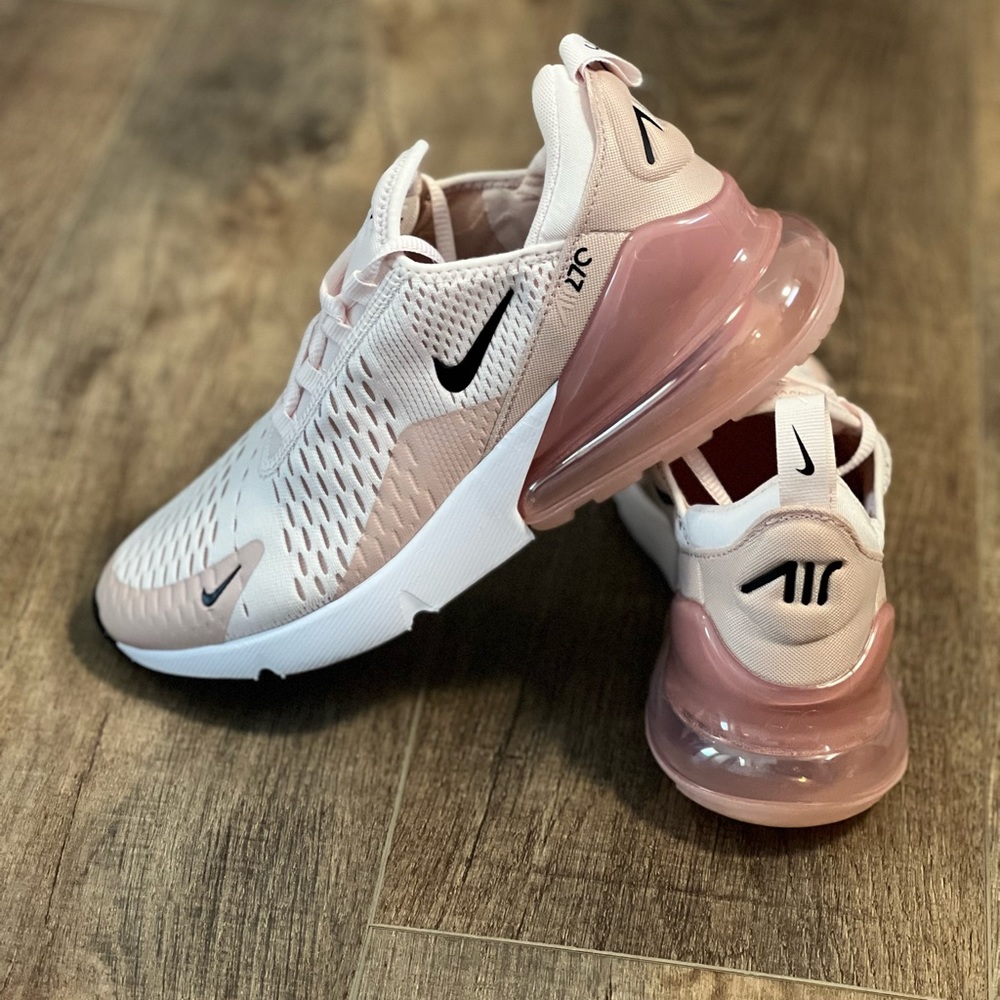 Nike Air Max 270 light pink sneakers 8.5